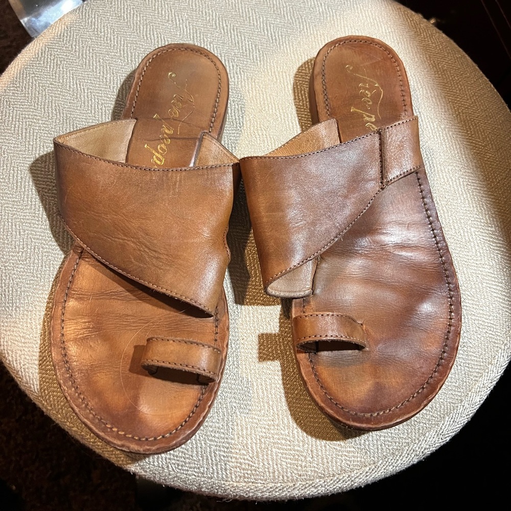 Free people sandals